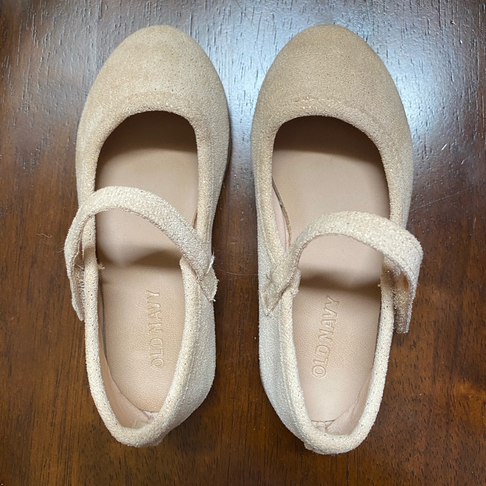 Old Navy Toddler Mary-Jane Shoes